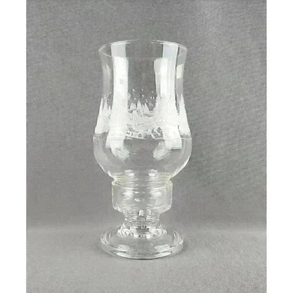 Luminarc Crystal Vintage Christmas Holiday Winter Scene Candle Hurricane Lamp - Picture 2 of 7